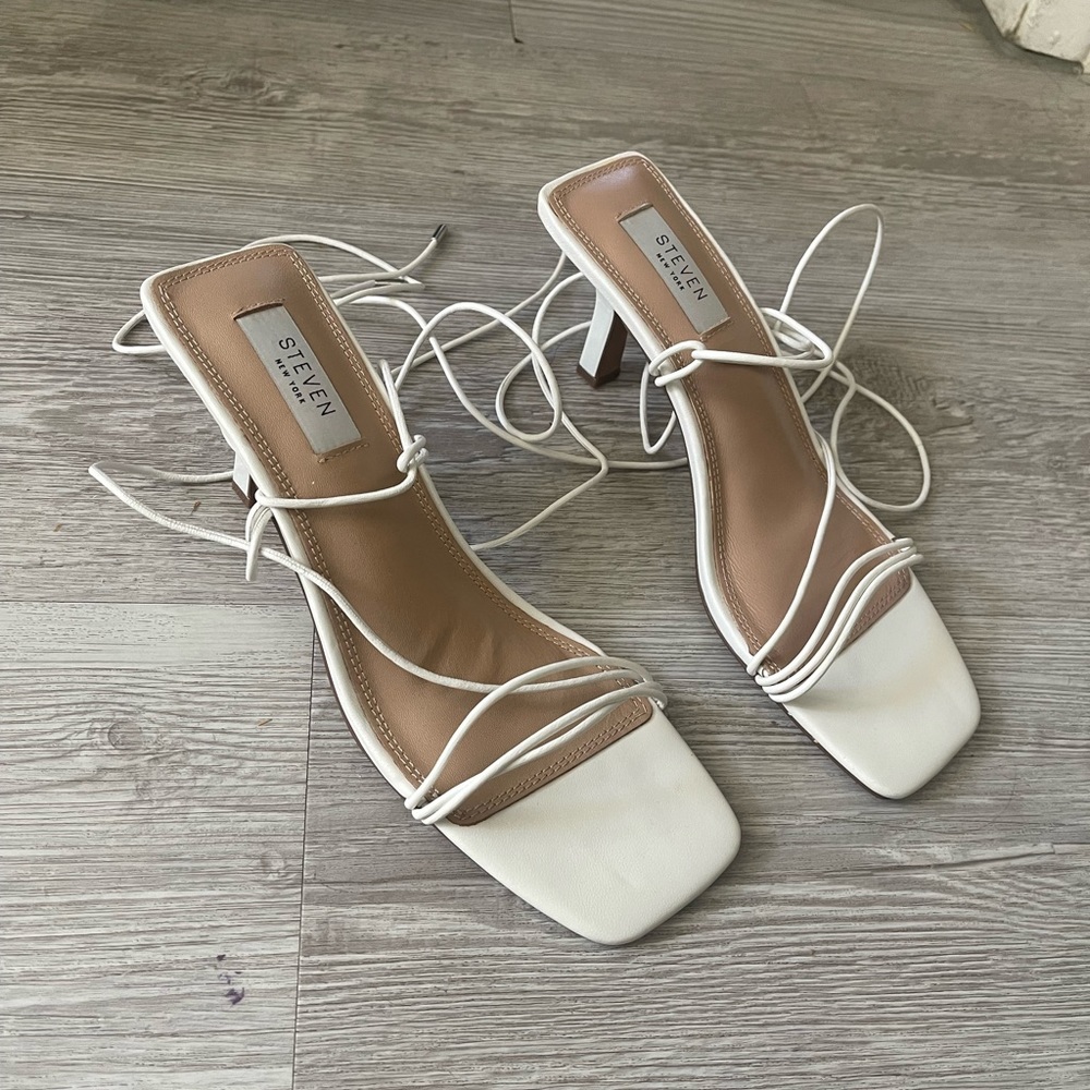 New Size 8 White Heels by Steven New York